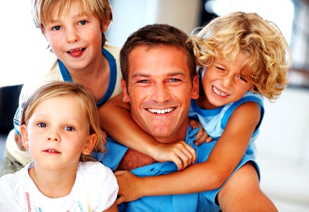 Read more about the article Η Μαμά μπορεί να χτίσει γέφυρες για τον Μπαμπά!